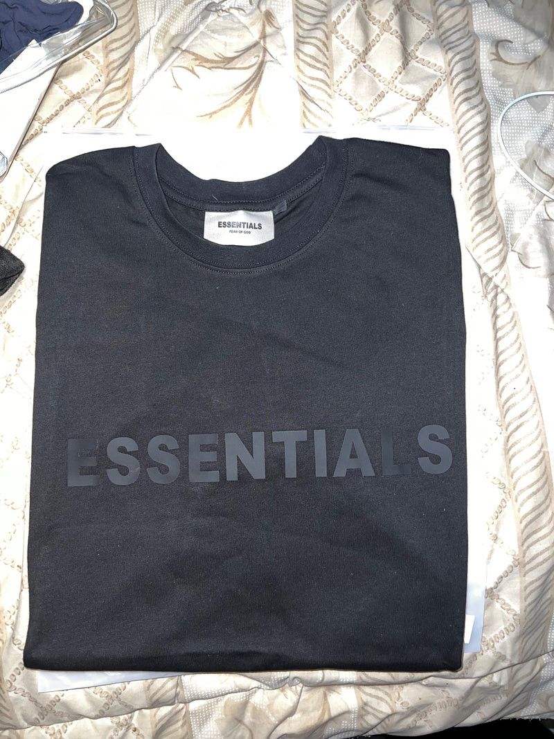 FOG Essentials tee